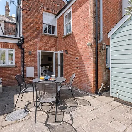 The Pink House In Southwold Villa Exterior photo